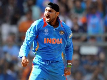 Bowlers who hit the most sixes in international cricket